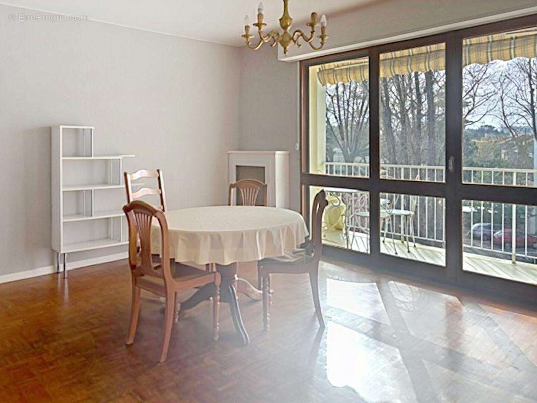 Appartement à LE BOUSCAT