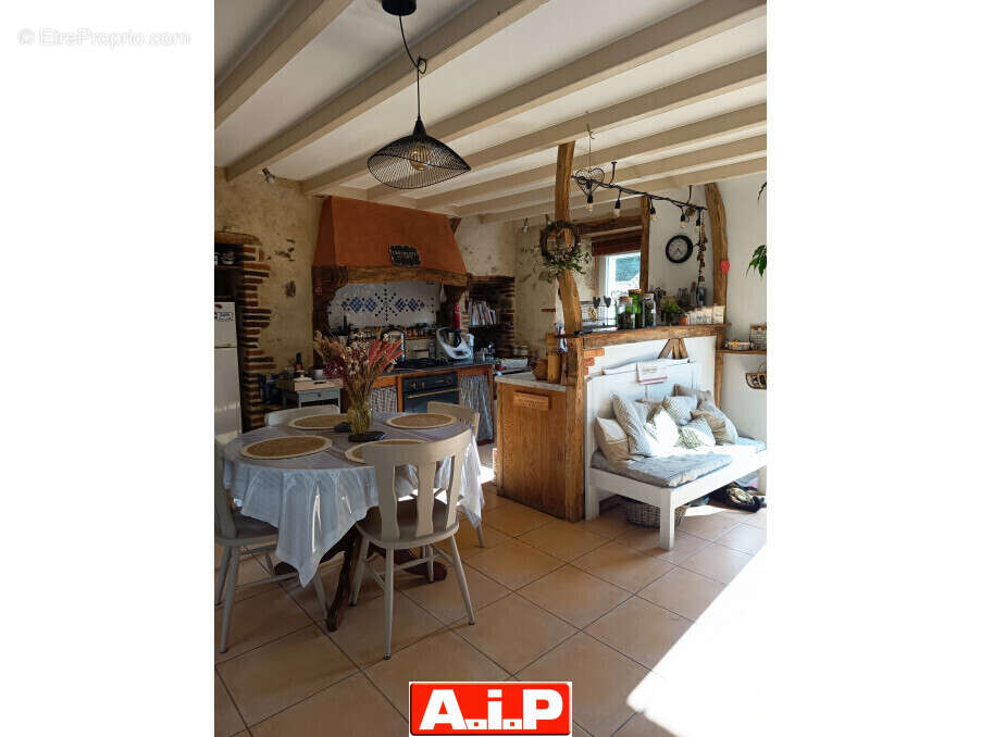Maison à POUZAUGES
