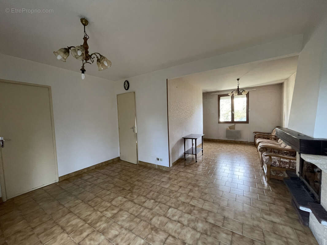 Maison à NEUILLY-EN-THELLE