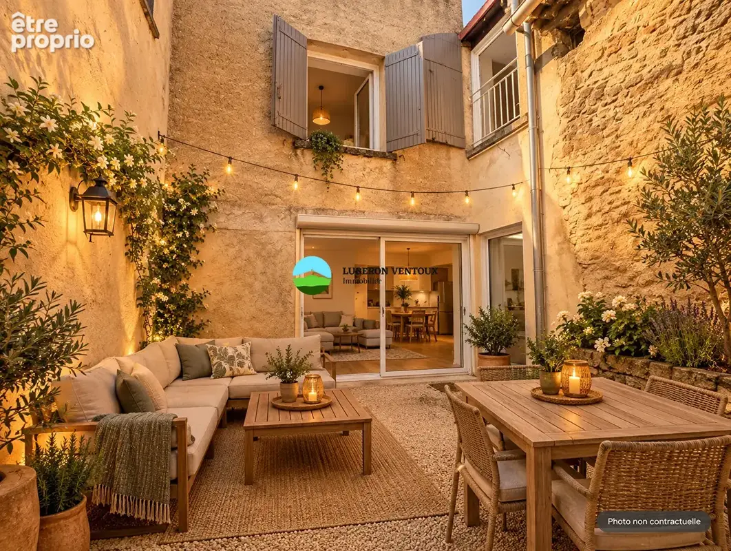 Entraigues-sur-la-sorgue - maison de village rénovée avec terrasse - photo 2