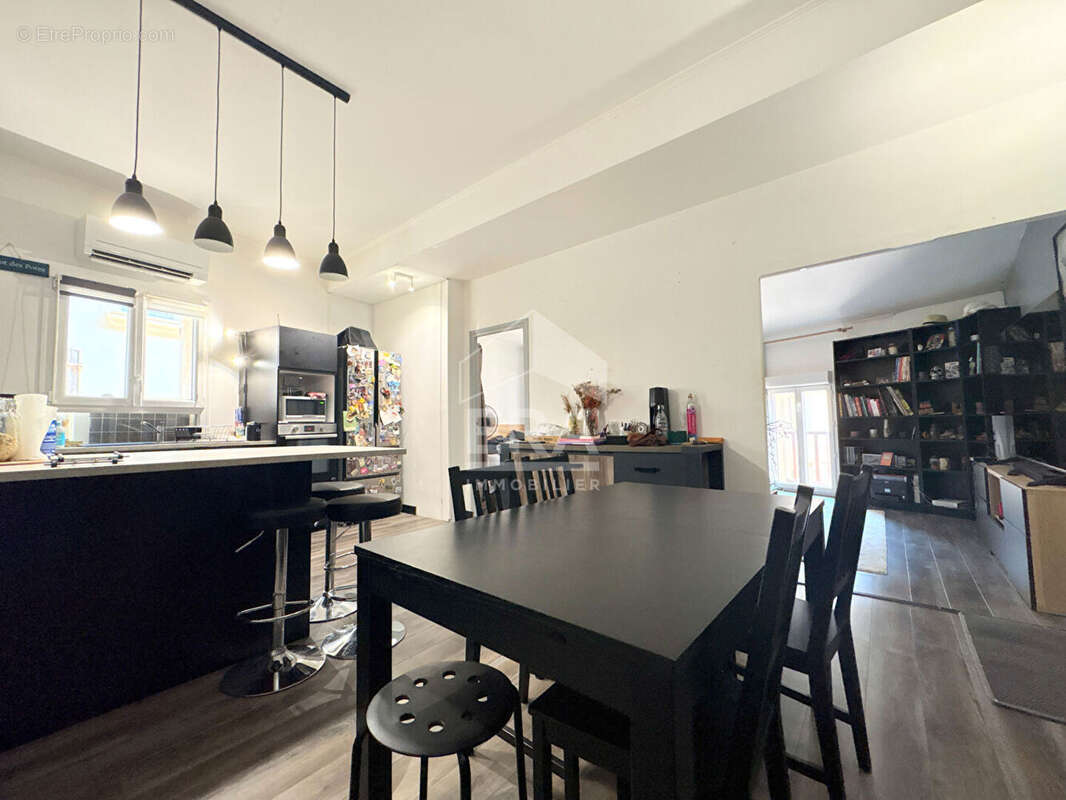 Appartement à CADENET