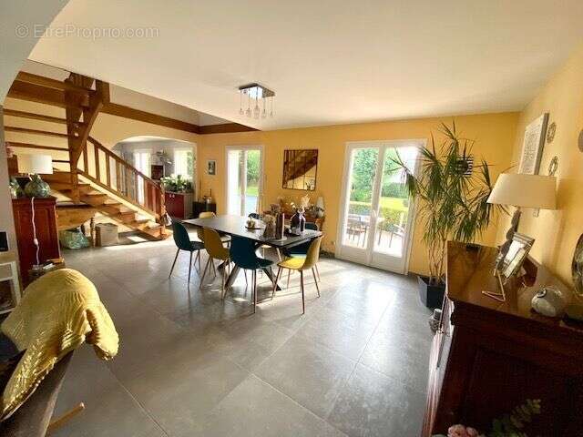 Maison à SAINT-AMAND