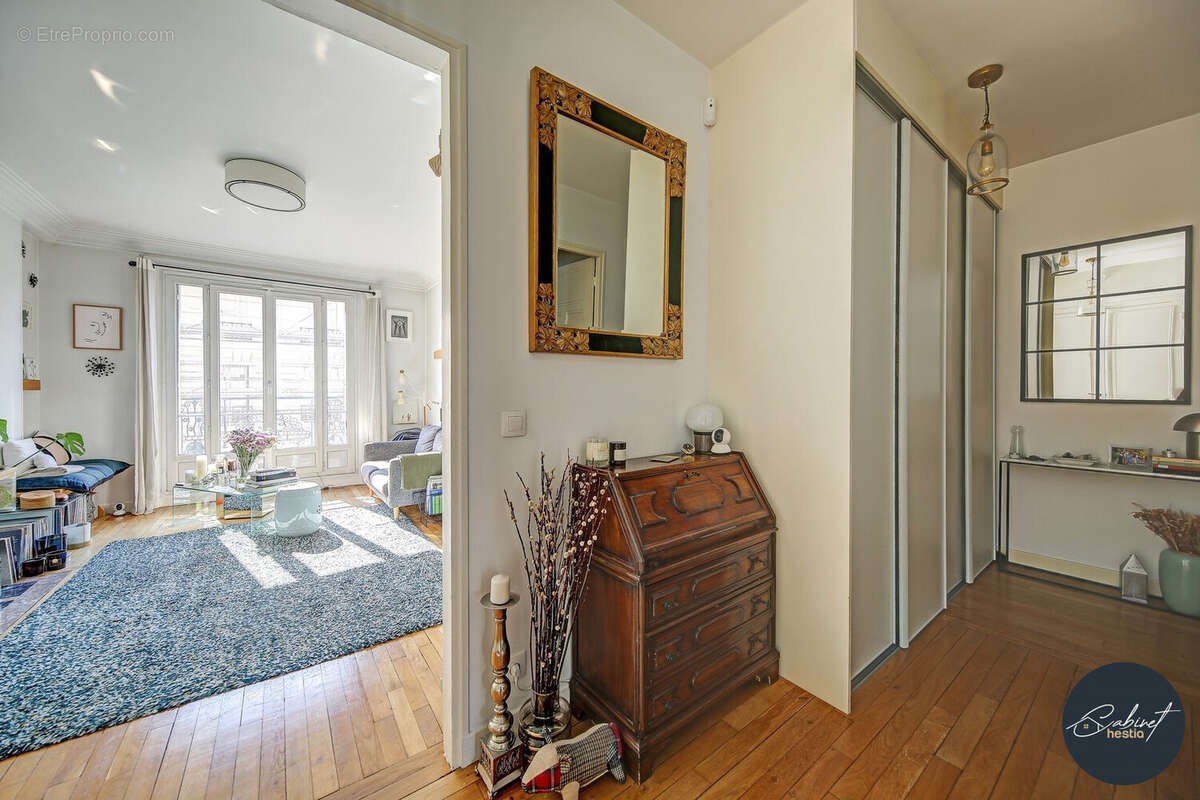 Appartement à PARIS-11E