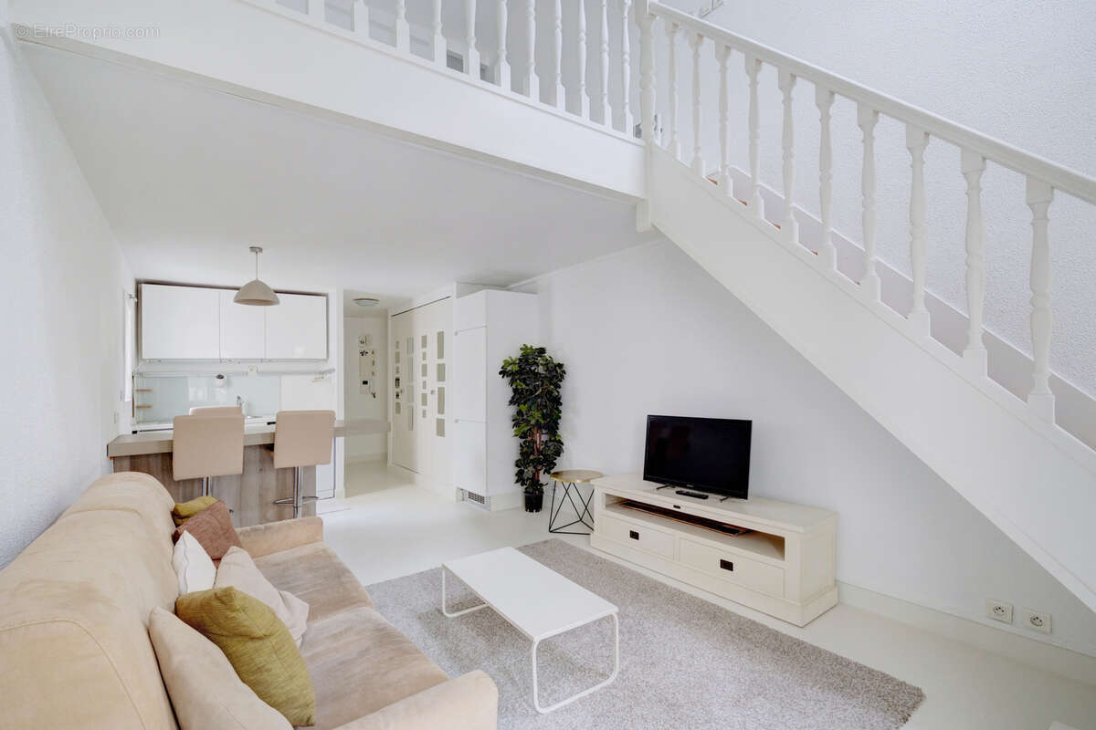 Appartement à PARIS-4E