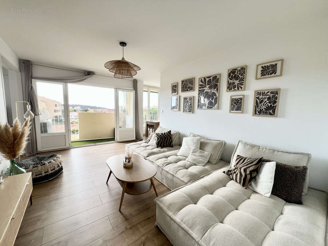 Appartement à LA VALETTE-DU-VAR