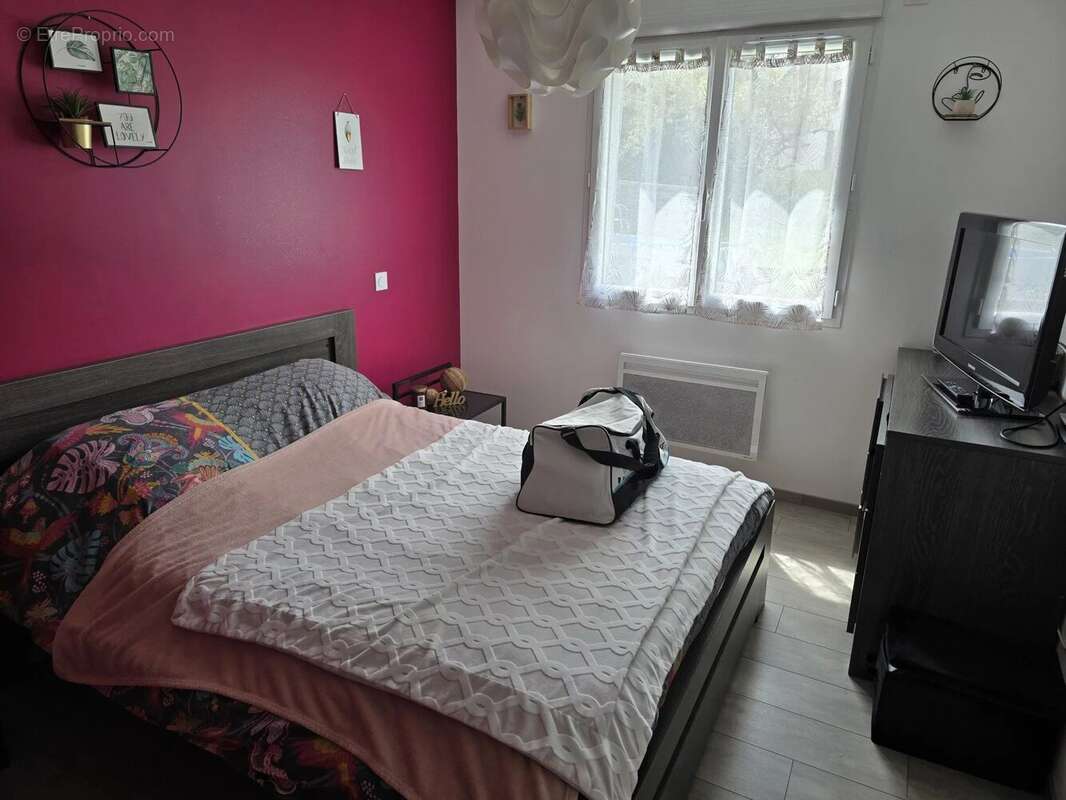 Maison à AUZAT-LA-COMBELLE