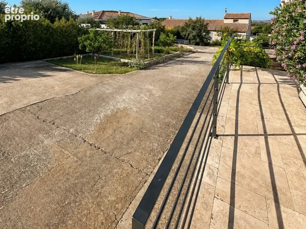 Fleury d'Aude Villa d'exception de type V de plain pied avec garage en sous-sol, SH 224 m2  avec vue dominante - photo 16