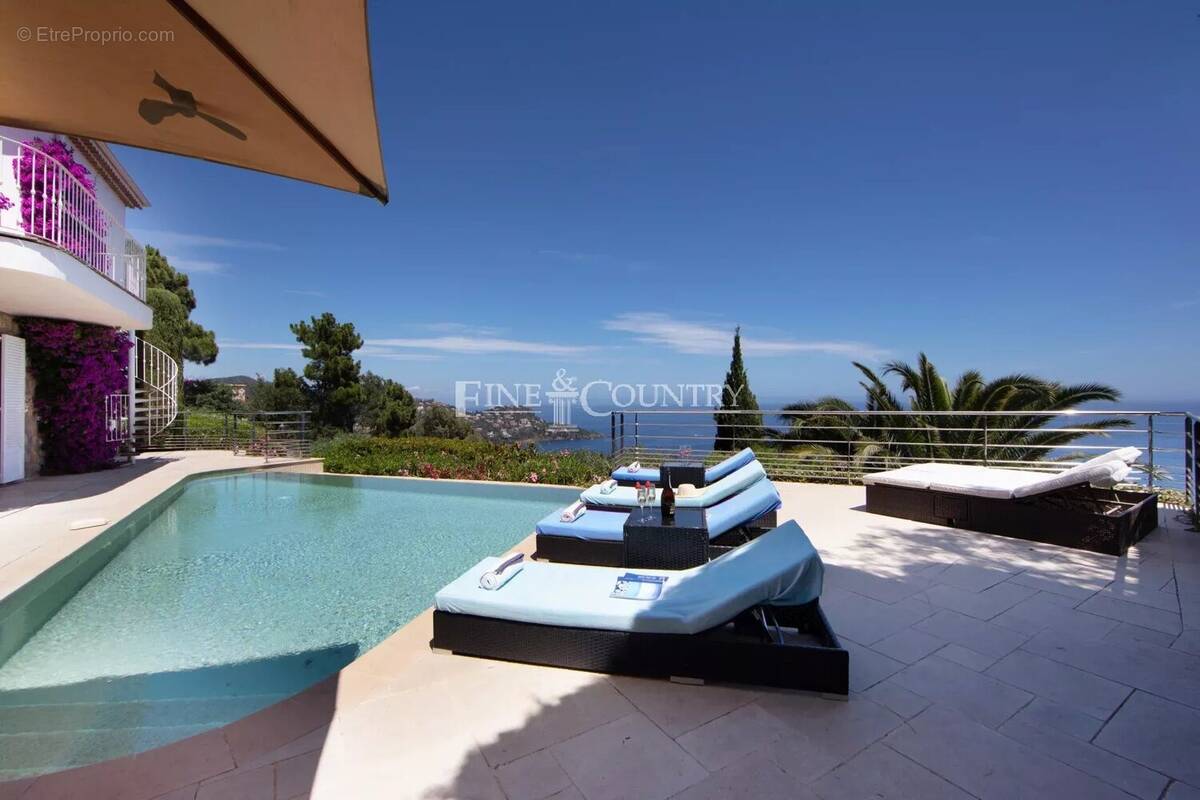 Maison à THEOULE-SUR-MER