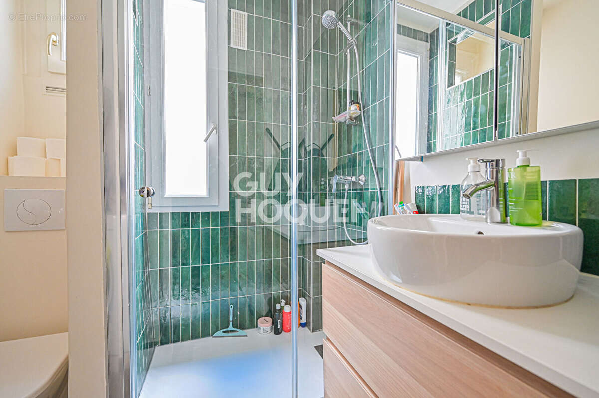 Appartement à PARIS-11E