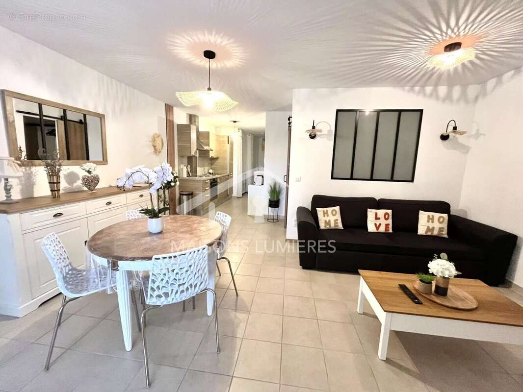 Appartement à ROUSSILLON