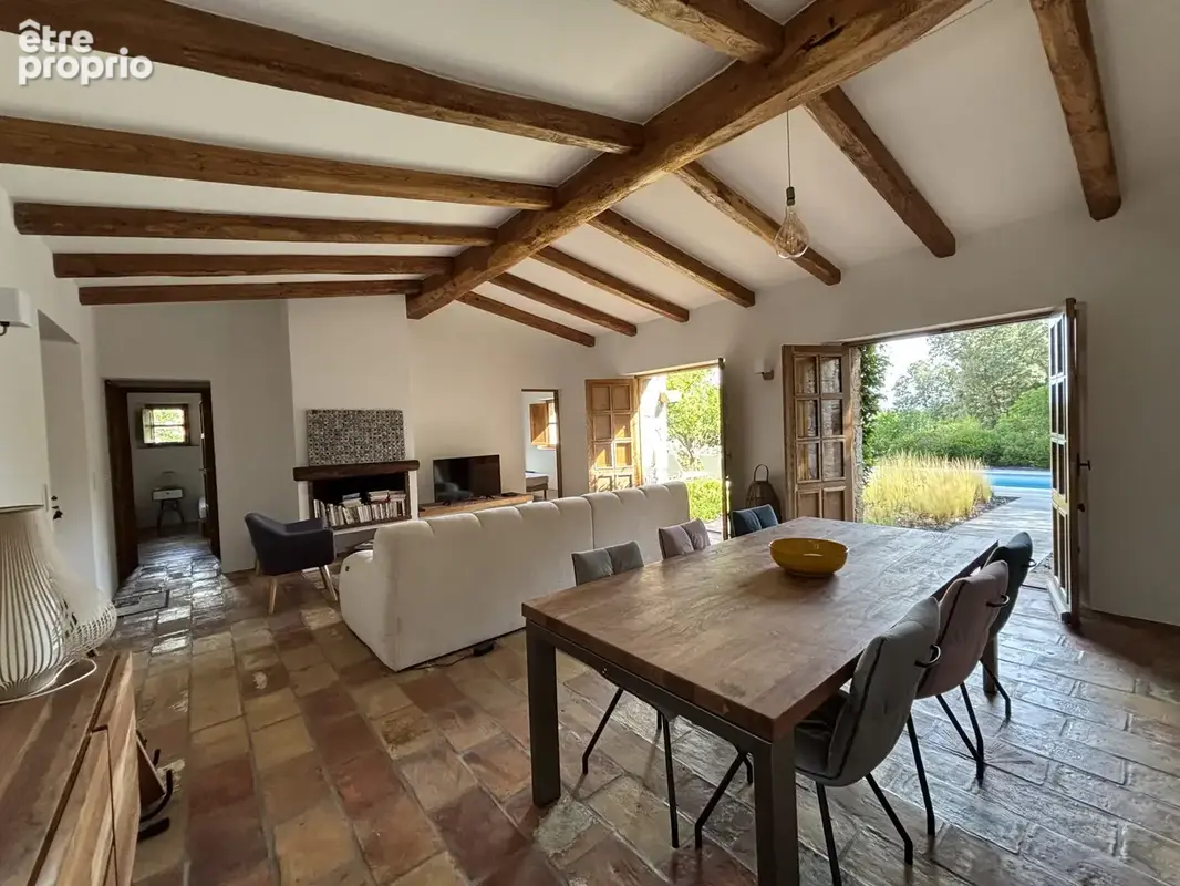 Charmante bergerie de 116m2 avec piscine et jardin arboré - photo 5