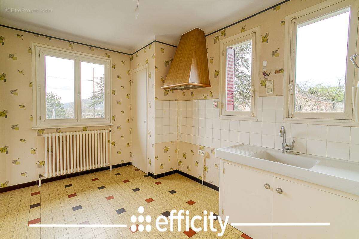 Maison 79 m² à Chasse-Sur-Rhone  - photo 6