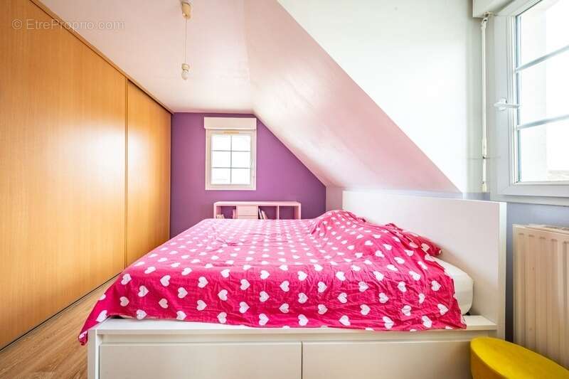 Maison à BRETENIERE