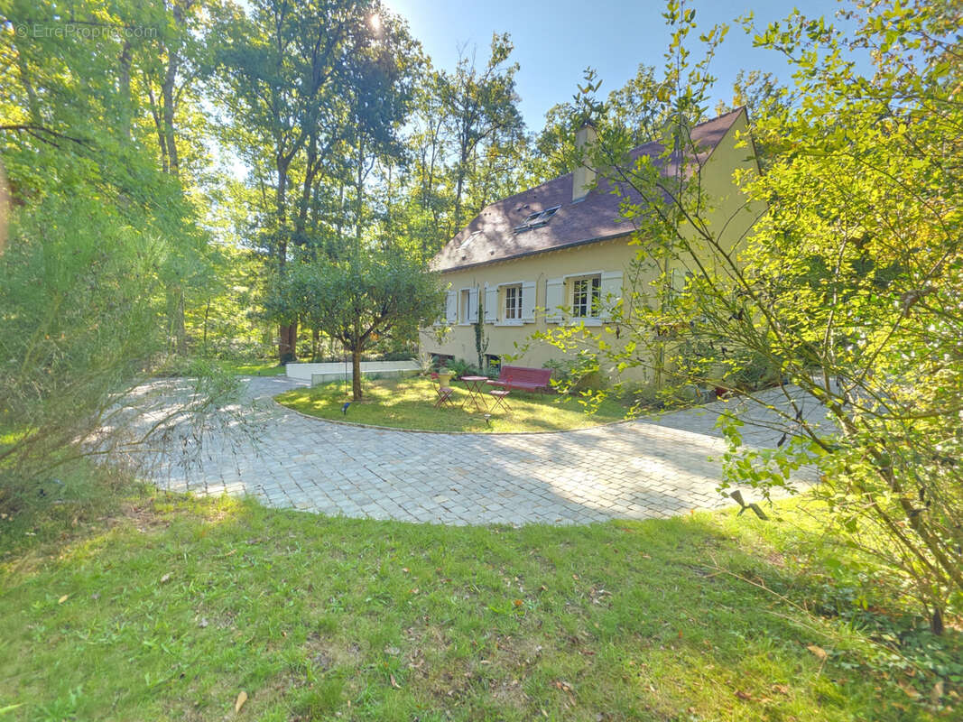 Maison à NOISY-SUR-ECOLE