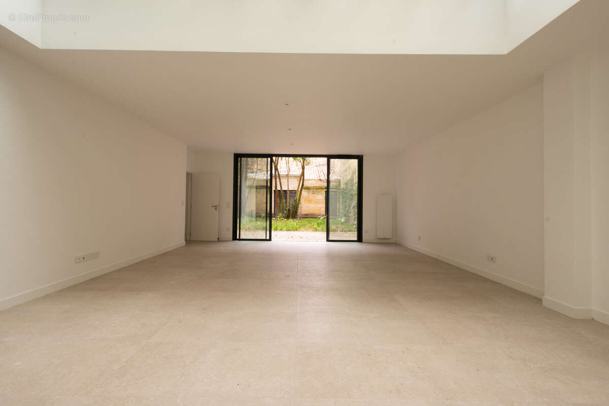 Appartement à BORDEAUX