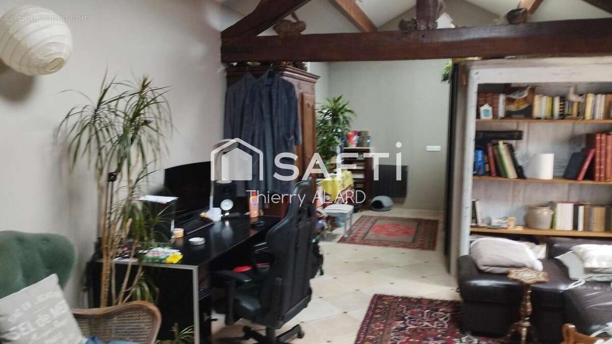 Photo 6 - Maison à VILLIERS-LE-BEL