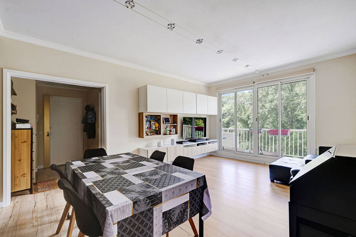 Appartement à VAUCRESSON