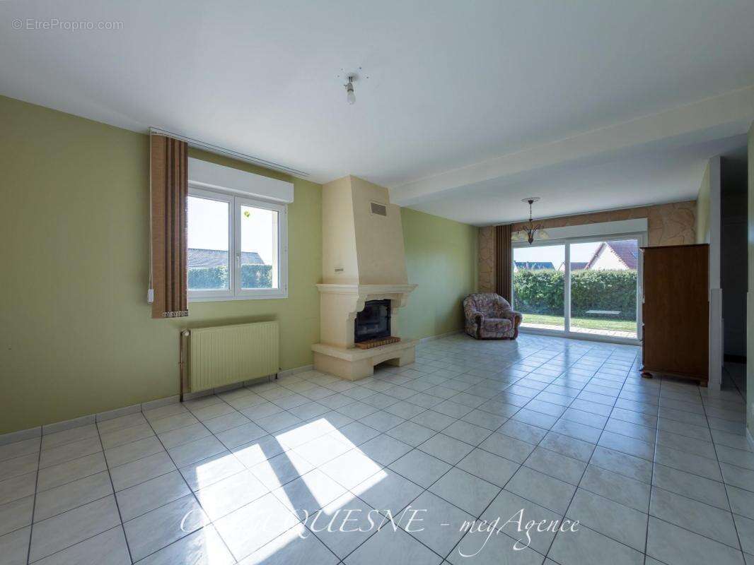 Maison à SAINT-MARTIN-EN-CAMPAGNE