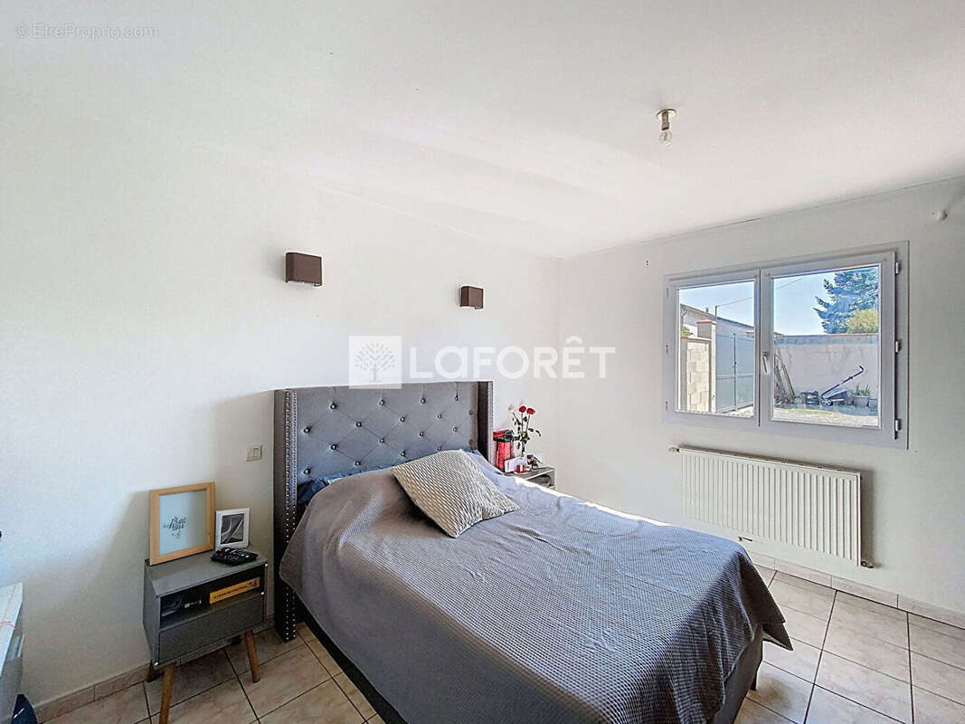 Maison à vendre à Moissac secteur Mathaly - 100 m2 environ - 2002m2 de terrain avec vue - photo 9