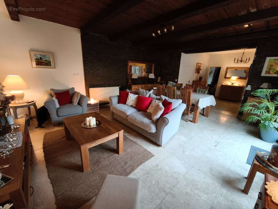 Maison à MONTIGNY-EN-GOHELLE