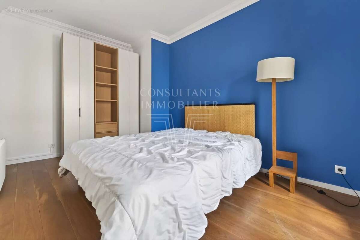 Appartement à LEVALLOIS-PERRET