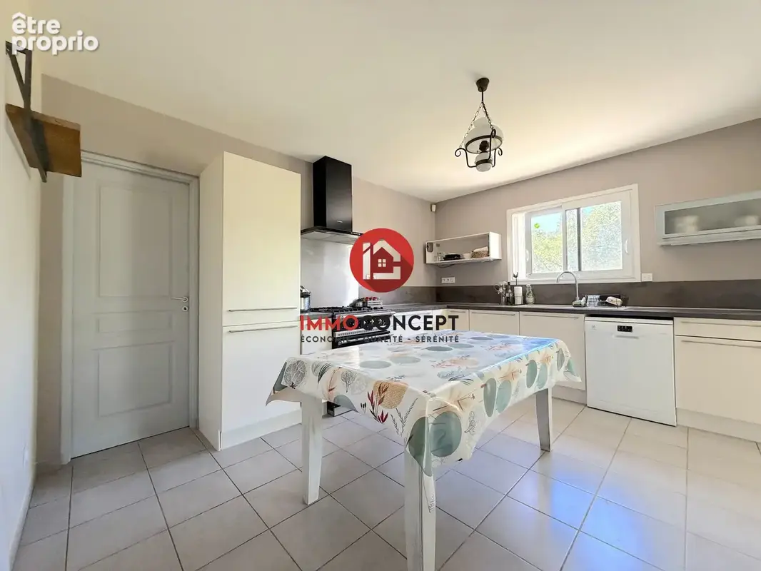 Maison 6 pièces 124 m² à vendre à Venejan (30200) - photo 8
