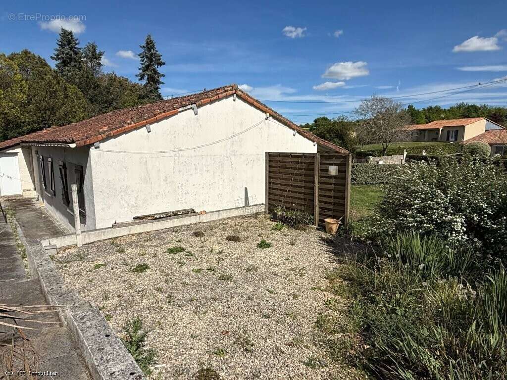 Maison à CIVRAY