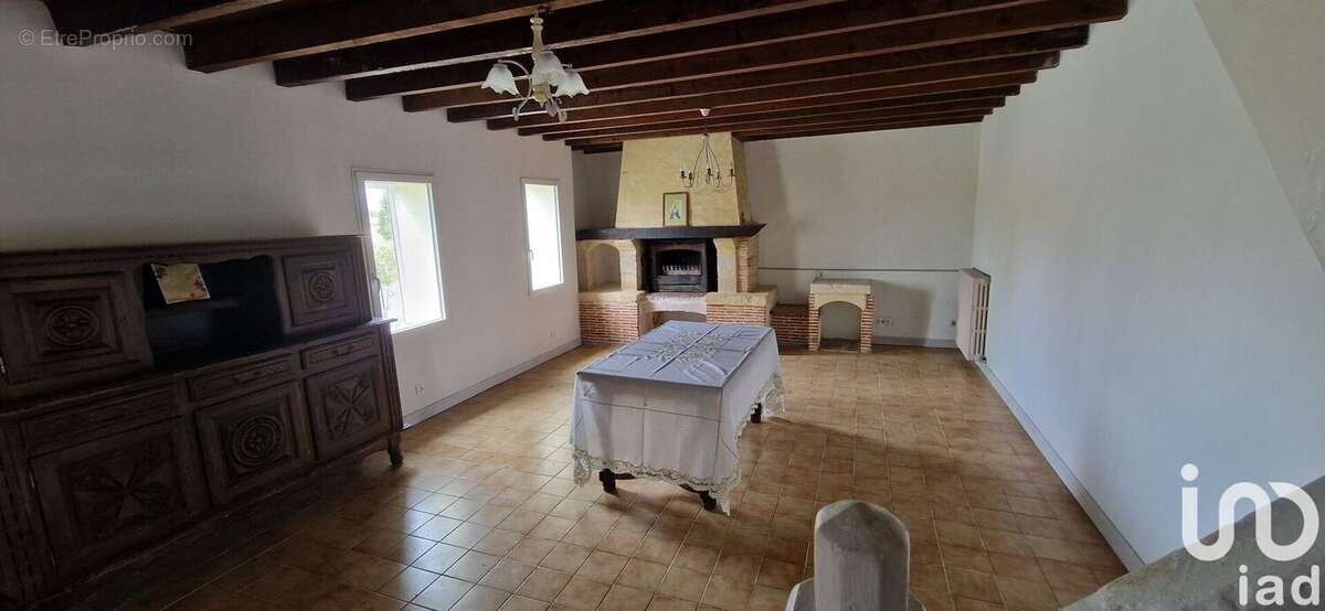 Photo 6 - Maison à EYGURANDE-ET-GARDEDEUIL