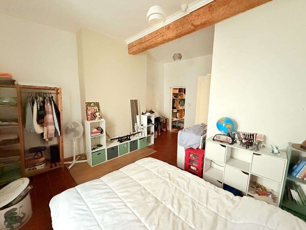 AGDE théatre,  grand appartement  de  54m²  environ . - photo 5