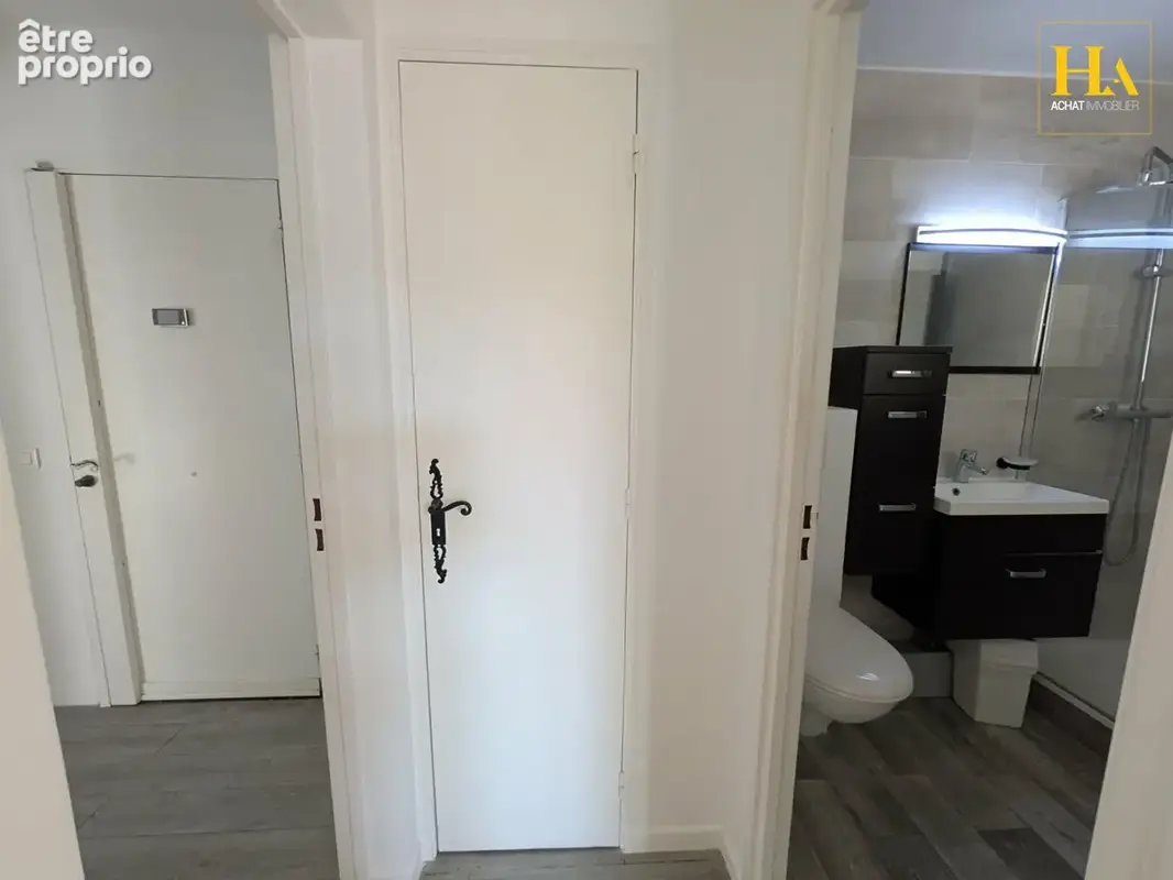 Appartement à Vallauris type 2 de 42 m2 à voir absolument - photo 11
