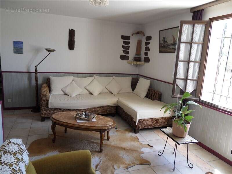 Grande maison familiale avec piscine et appartement - photo 8