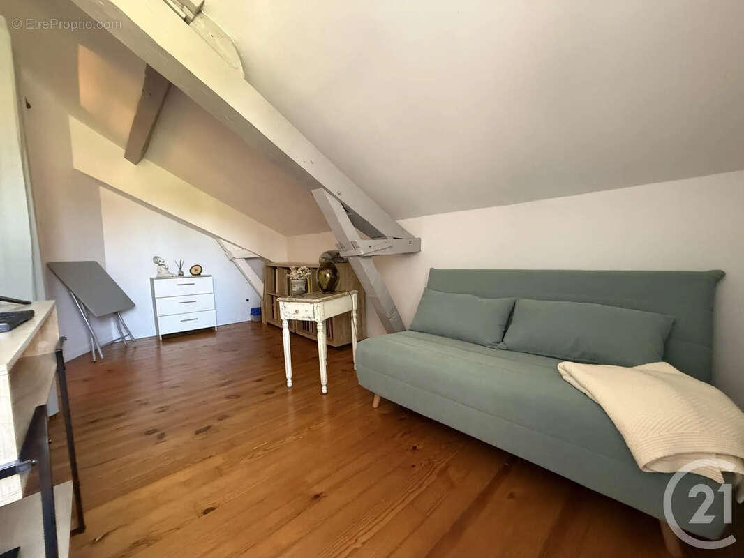 Maison 285 m² à Orthez  - photo 11