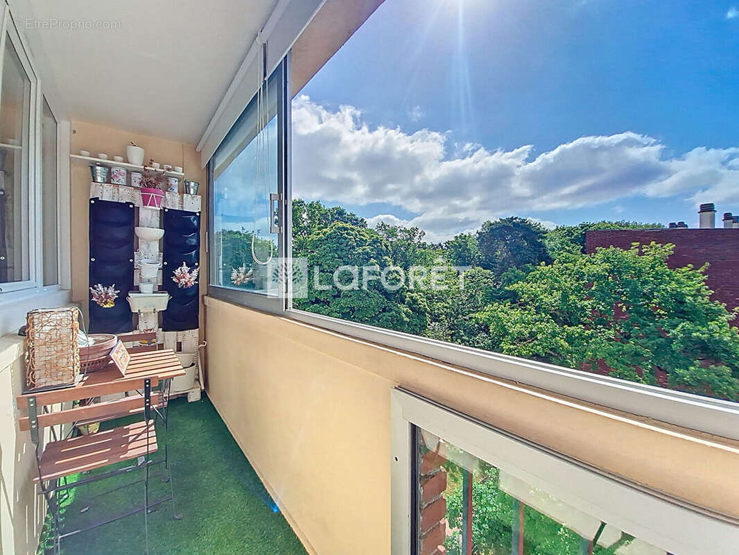 Appartement à VERNEUIL-SUR-SEINE
