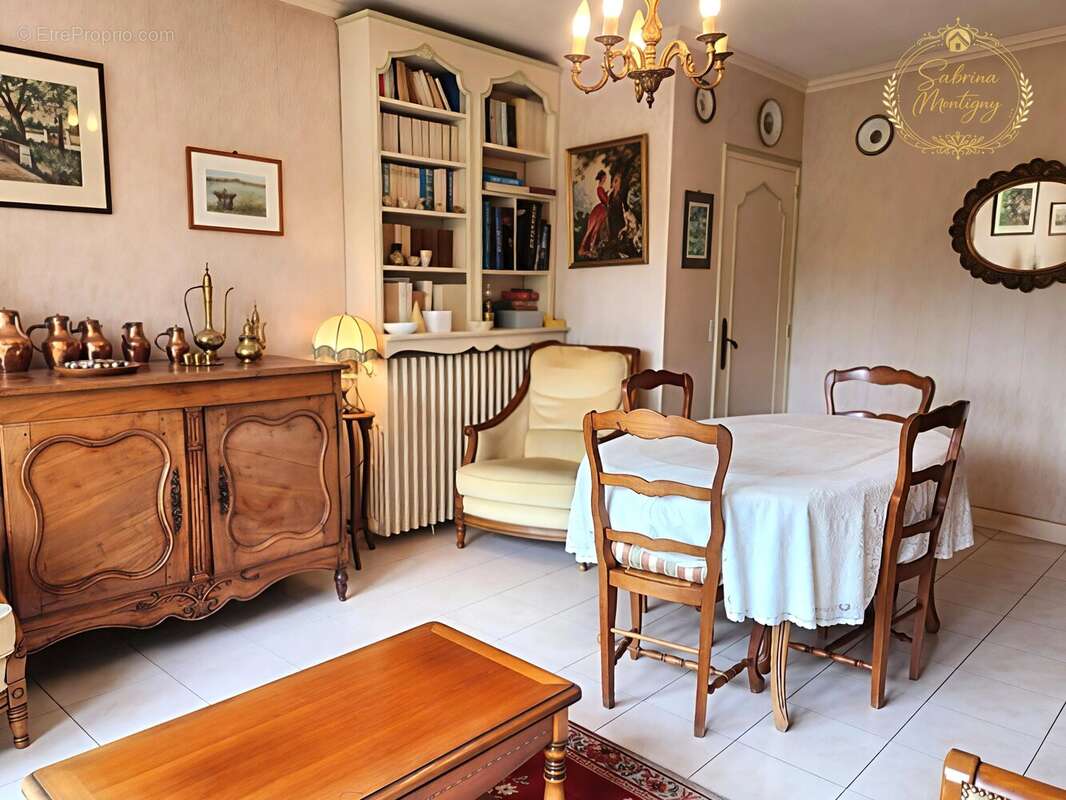 Maison à GENILLE