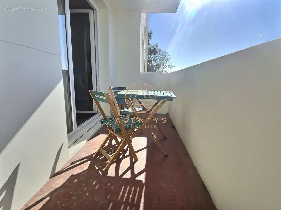Appartement à SAINT-MAUR-DES-FOSSES