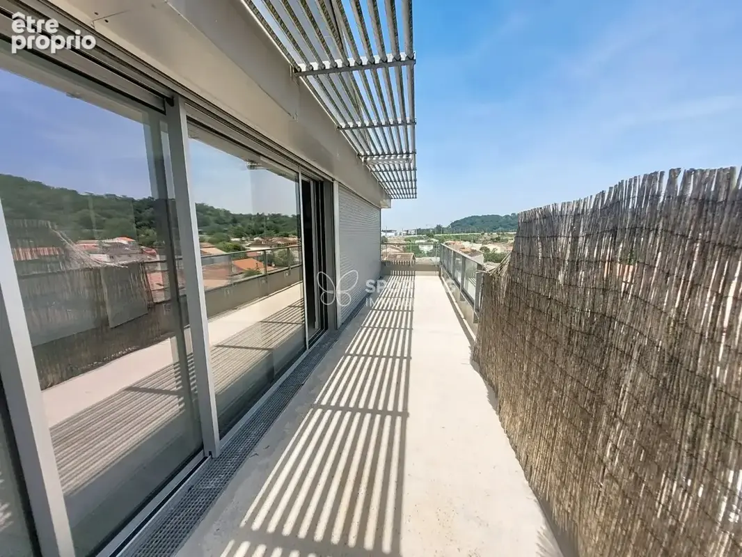Comme une maison sur le toit : T4 avec terrasse 20 m² à Cenon bas + parking et cave - photo 5