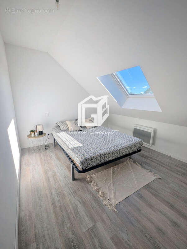 Maison à LUC-LA-PRIMAUBE