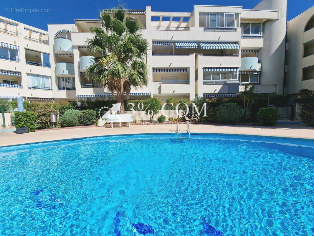 Appartement à SAINT-RAPHAEL