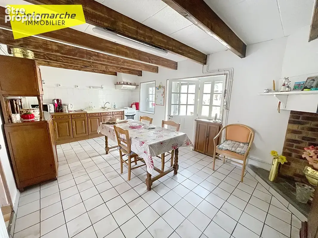 Maison de bourg en pierre avec deux chambres située à Montmartin Sur Mer - photo 3