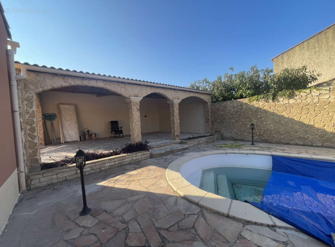 Maison à BOUILLARGUES