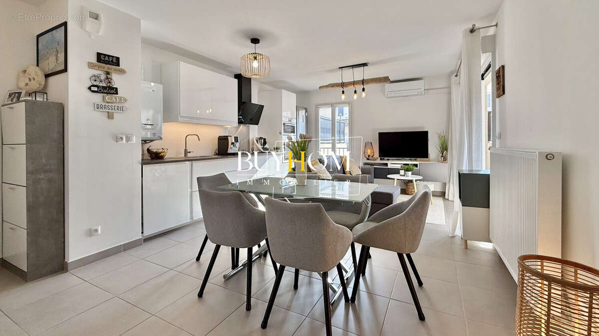 Appartement à LA CRAU