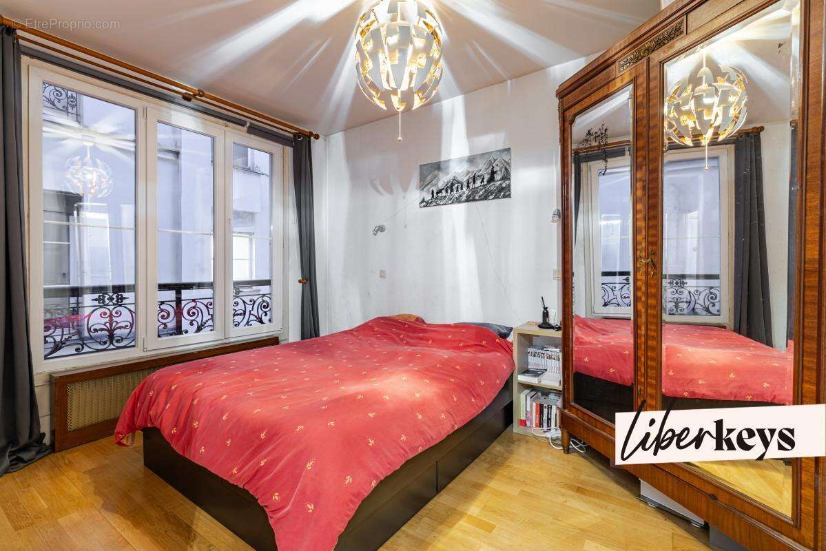 Appartement à PARIS-9E