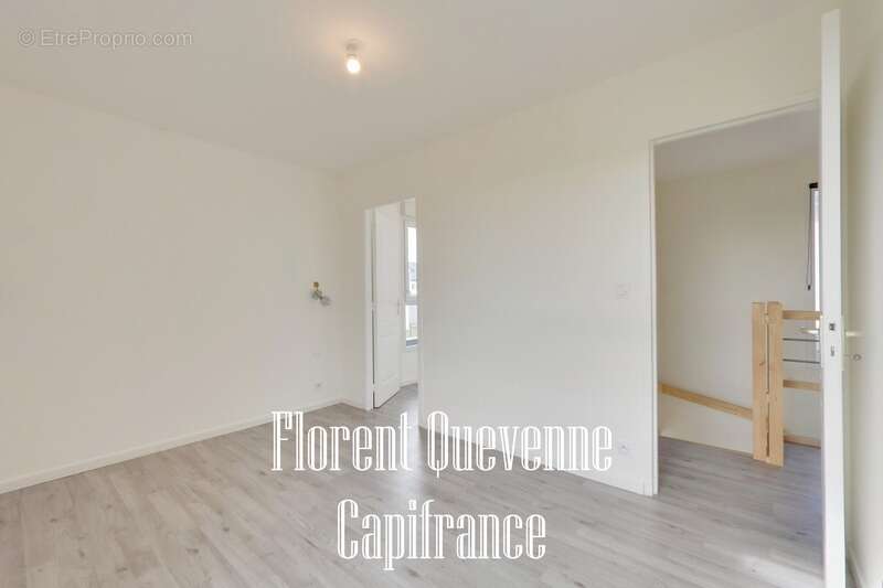 Maison à HUBERT-FOLIE