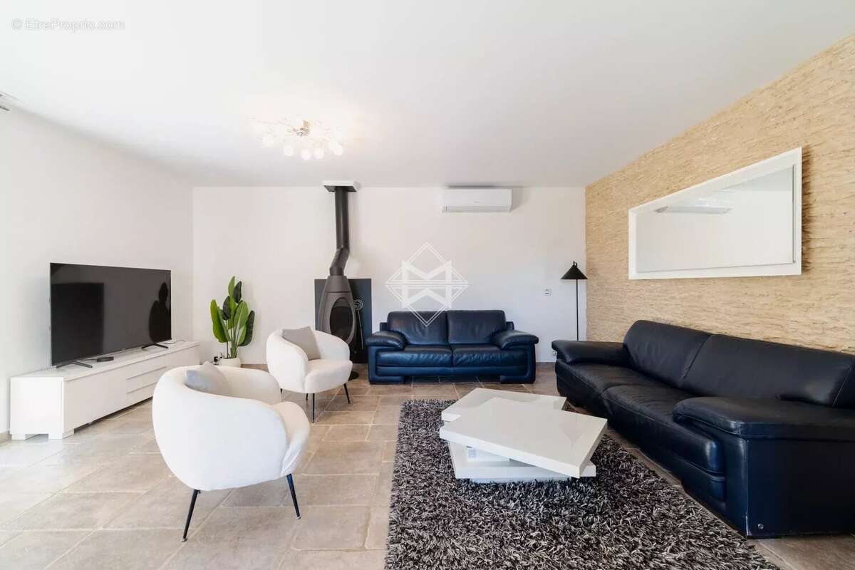Maison à BIOT