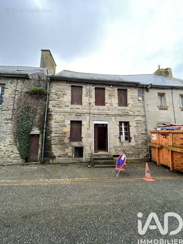 Photo 1 - Maison à UZEL