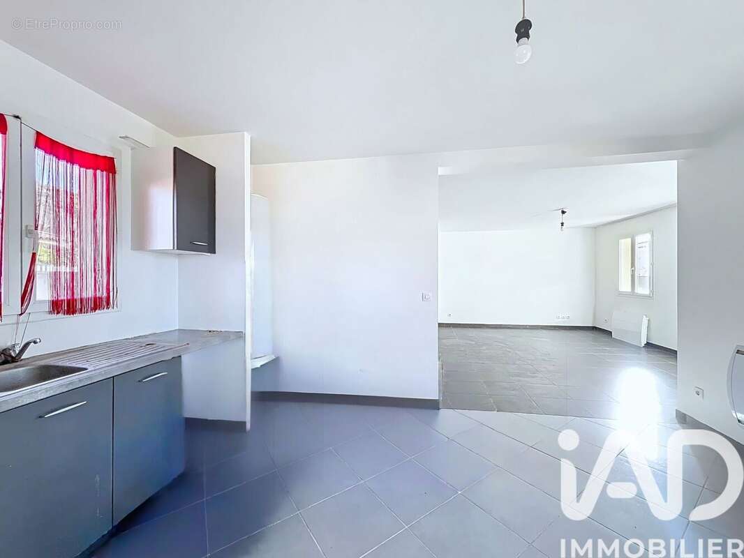 Photo 4 - Appartement à ORAISON