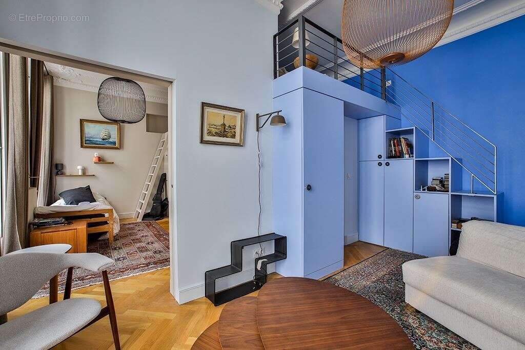 Appartement à PARIS-9E