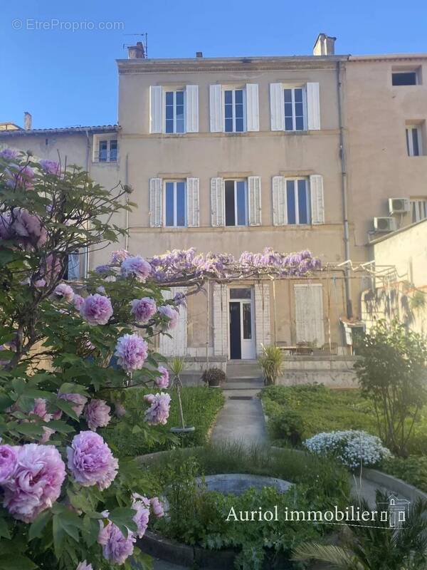 Appartement à AURIOL