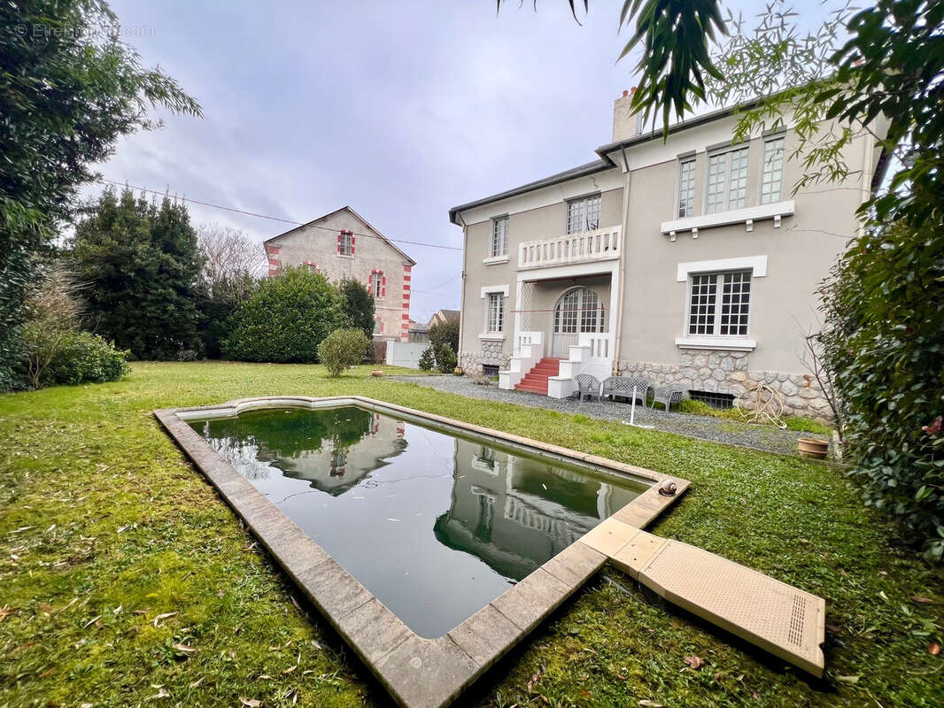 Maison à TARBES