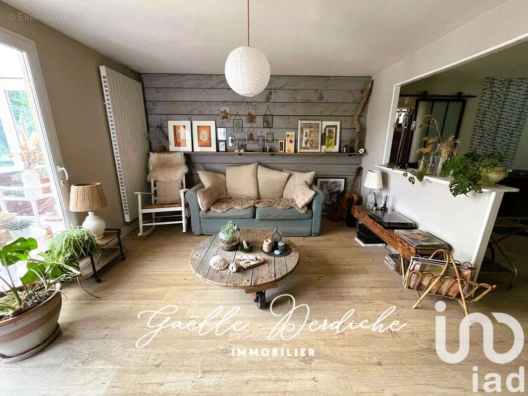 Maison 213 m² à Chevannes  - photo 4